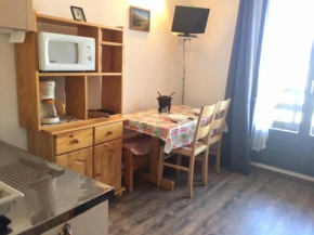 Studio calme pour 4 pers. à Risoul, proche pistes, animaux admis, parking gratuit - FR-1-330-512